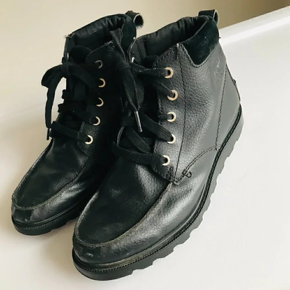 Sorel Madson Black Leather Waterproof Moc Toe Boot Size 5 EUR 37